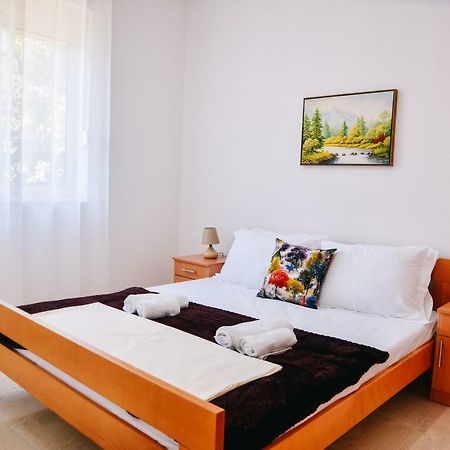 Riva Luxury Apartment Ulcinj Bagian luar foto